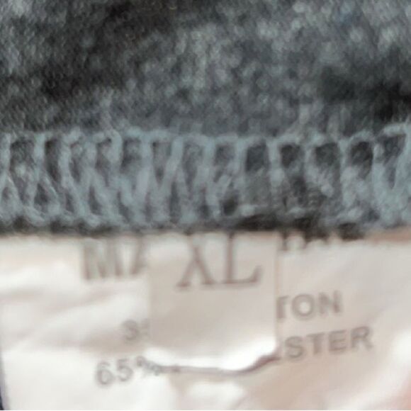 Black cute tank top with song lyrics by Garth Brooks on front! - Picture 8 of 9